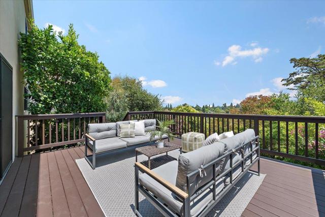 333 Oakview Drive, San Carlos CA: https://media.crmls.org/mediaz/853ae172-f944-4116-b7af-a211d3261087.jpg