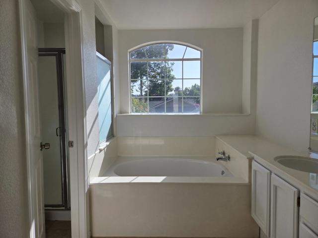 2666 Hesselbein Way, San Jose CA: https://media.crmls.org/mediaz/853af52d-d848-4756-bae0-bafc0c8dffe7.jpg