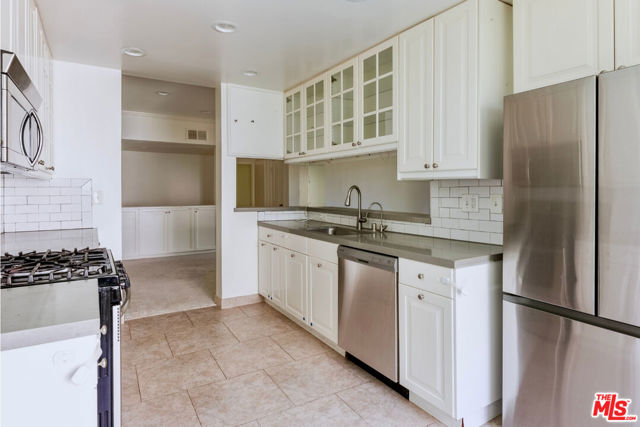 2 Bed Home for Sale in Los Angeles, California