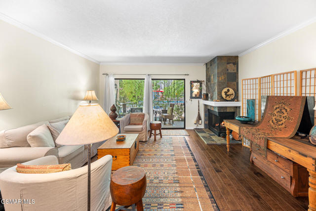 5720 Skyview Way, Agoura Hills CA: https://media.crmls.org/mediaz/853b31e8-7c2d-4ce8-ab7b-b706f457d538.jpg