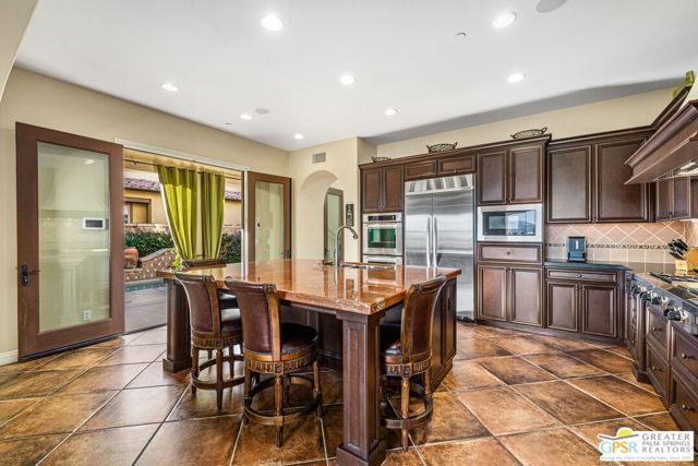 4284 Arcada Street, Palm Springs CA: https://media.crmls.org/mediaz/853b54af-b305-4ca1-b4bc-7f106c55c8b5.jpg