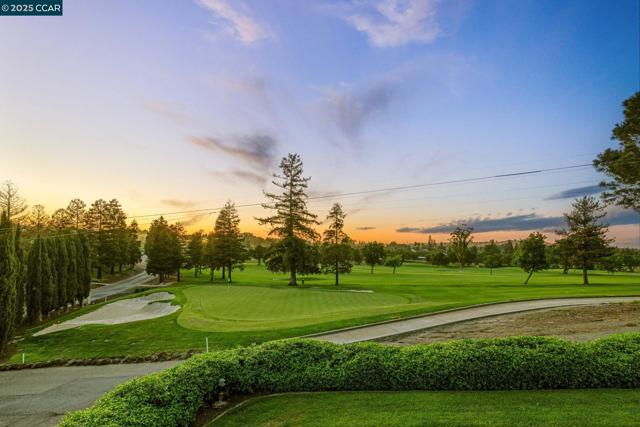 554 Golf Club Road, Pleasant Hill CA: https://media.crmls.org/mediaz/853b7610-27b1-464b-b41c-3f2a0747e9f0.jpg