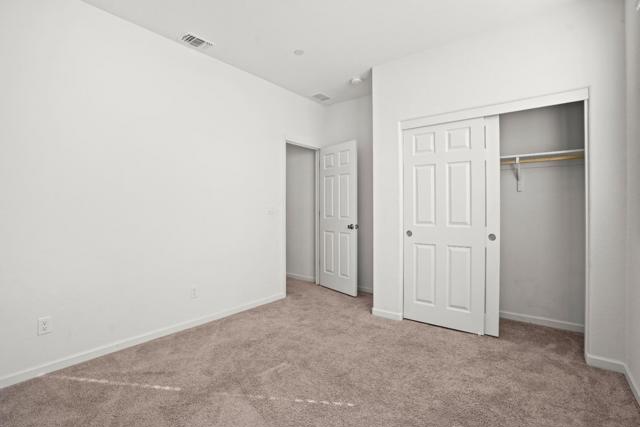 8189 Scrimshaw Way, Sacramento CA: https://media.crmls.org/mediaz/853be245-a78c-4cf3-b9c1-8b0ef4d3fd19.jpg