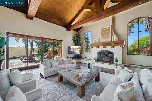 Image 12 of 60 For 1615 Lawrence Rd