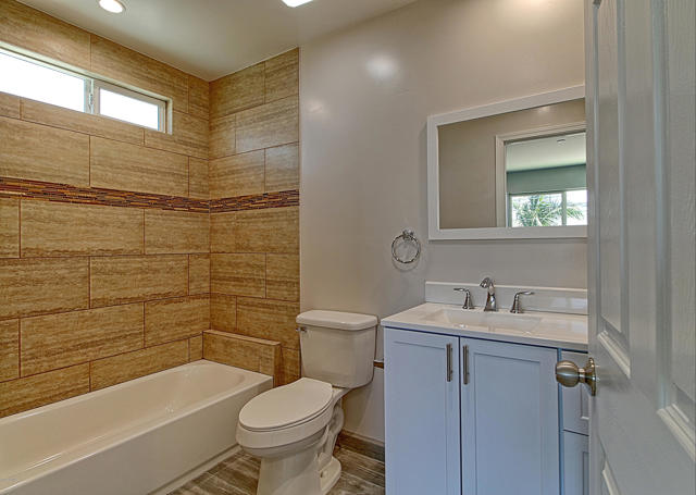 159 S Hayes Avenue, Oxnard CA: https://media.crmls.org/mediaz/853ca930-9c73-4a1a-8452-6ff4db6eb317.jpg