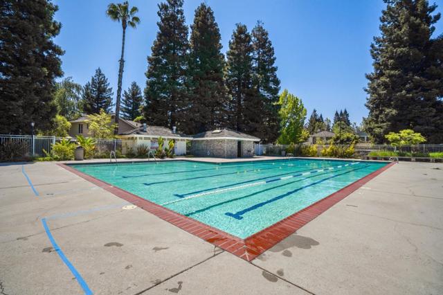 821 Whitehall Lane, Redwood City CA: https://media.crmls.org/mediaz/853cdcb0-c9cf-437a-9529-197e6bc783f9.jpg