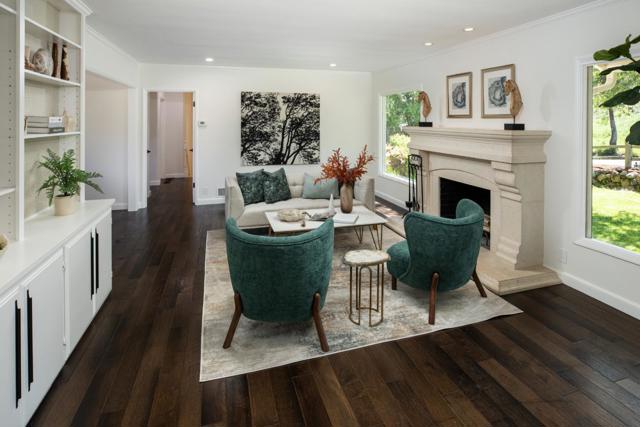 115 Toyon Court, Woodside CA: https://media.crmls.org/mediaz/853da2ba-f914-4d7f-9043-806cd96bc1d2.jpg