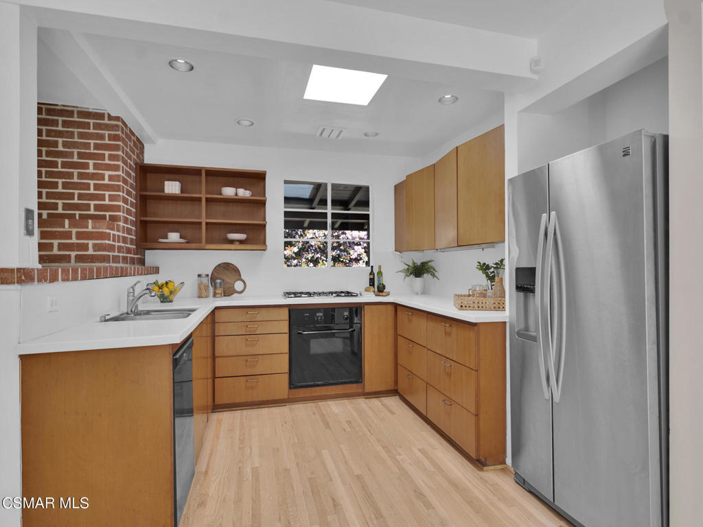 13606 Oak Canyon AvenueSherman Oaks img 35