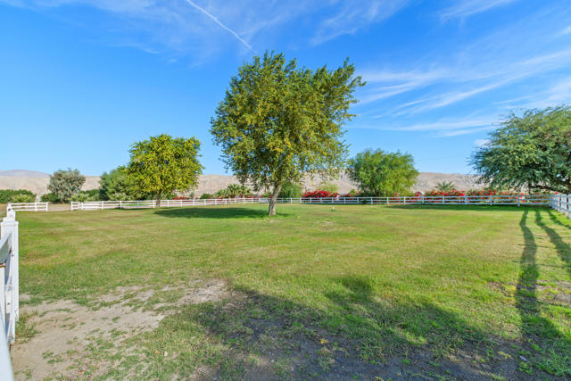 36706 Dune Palms Road, Indio CA: https://media.crmls.org/mediaz/853e5848-214f-47ea-8933-ca00a5c8fc5b.jpg