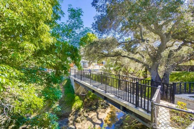 14215 Pecan Park Ln, El Cajon CA: https://media.crmls.org/mediaz/853ea751-c86b-4a89-b418-d2c593757a73.jpg