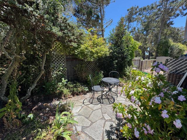46 Seascape Drive, Half Moon Bay CA: https://media.crmls.org/mediaz/853f62d2-a3a8-497b-8050-b563c2782a6f.jpg