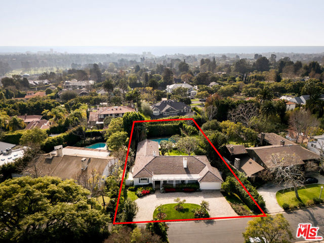 1521 San Remo Drive photo 2