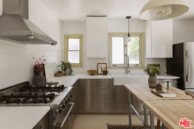 1888 Echo Park Avenue, Los Angeles CA: https://media.crmls.org/mediaz/8540bc2d-741f-43a5-8df6-03956bbc03c0.jpg