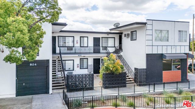 5940 San Fernando Road, Glendale CA: https://media.crmls.org/mediaz/854294f3-a0c4-4748-b4ac-4f4206461cb5.jpg