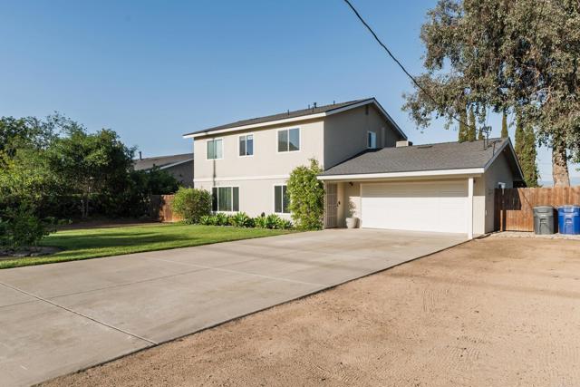 Detail Gallery Image 3 of 42 For 435 W Hawthorne St, Fallbrook,  CA 92028 - 3 Beds | 1/1 Baths