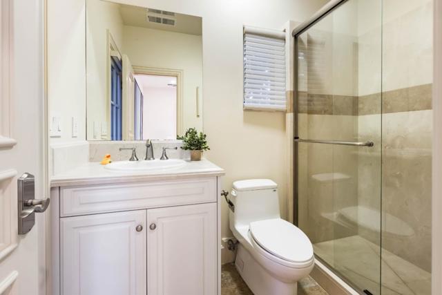 58 Marymont Avenue, Atherton CA: https://media.crmls.org/mediaz/8543fdf3-8fd1-4465-a3f1-8aacd3733165.jpg