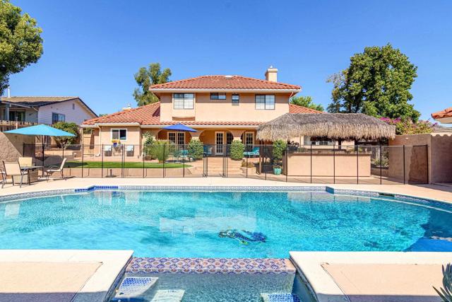 Swimming Pool/Hot Tub/Sauna