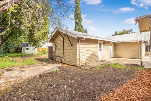 395 E Dunne Avenue, Morgan Hill CA: https://media.crmls.org/mediaz/8546601e-615c-4bf3-a69c-7fccf6adaa18.jpg