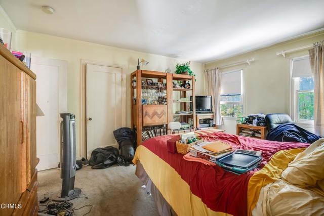1120 S Burnside Avenue, Los Angeles CA: https://media.crmls.org/mediaz/854682c8-26c9-4df6-bb73-16bcf5968d59.jpg