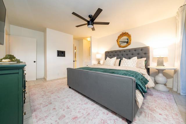 Detail Gallery Image 14 of 27 For 2136 Oceanside Bld, Oceanside,  CA 92054 - 2 Beds | 1 Baths
