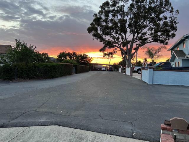 874 Hacienda Drive, El Cajon CA: https://media.crmls.org/mediaz/854738a1-7019-447a-bb2d-c1b21e6e2987.jpg