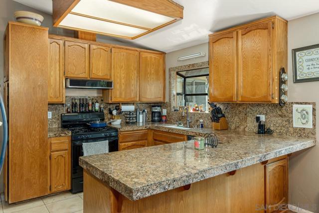 13257 BEECHTREE STREET, Lakeside CA: https://media.crmls.org/mediaz/85475206-3287-488e-bfc2-97b84a2e551b.jpg