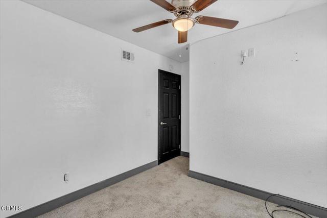 Detail Gallery Image 12 of 17 For 15104 Condor Rd, Victorville,  CA 92394 - 4 Beds | 2 Baths