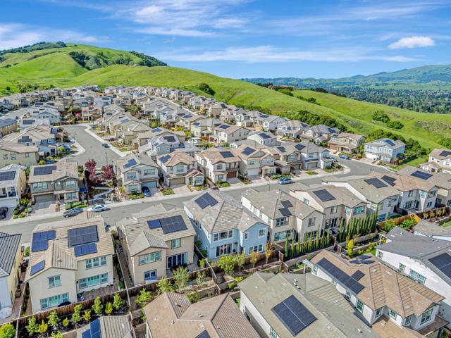 232 Via Encanto, San Ramon CA: https://media.crmls.org/mediaz/8547940d-9867-455b-90f4-cc7c23ed342b.jpg