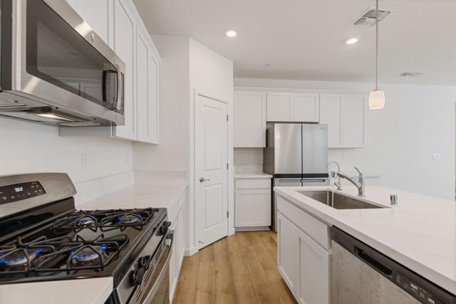 1631 Aleppo Lane, Sacramento CA: https://media.crmls.org/mediaz/8547a19c-4b18-49b8-afb6-a041947c3efd.jpg