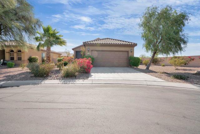39910 Corte De Moda, Indio CA: https://media.crmls.org/mediaz/8547afbf-bde6-4c68-9fb1-057d0ae59382.jpg