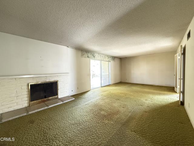 8160 Tiara Street, Ventura CA: https://media.crmls.org/mediaz/8547fca4-21d1-4b66-9bd2-e573154f3ae9.jpg