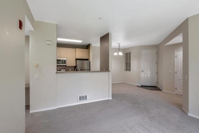35511 Monterra Terrace, Union City CA: https://media.crmls.org/mediaz/8548e3b8-63fe-4fd9-b9bb-6bcb276c5274.jpg
