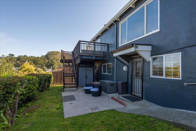 815 Edgemar Avenue, Pacifica CA: https://media.crmls.org/mediaz/8549844b-aa53-4171-afb7-493459c2c70b.jpg