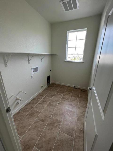 2800 High Tide Avenue, Sacramento CA: https://media.crmls.org/mediaz/854a77e0-cc98-4ff3-87cc-bfe7c79cf0f7.jpg