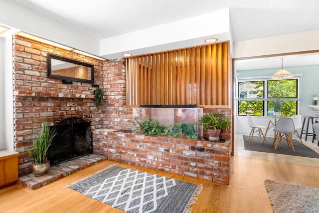 411 Alta Vista Dr, Santa Cruz CA: https://media.crmls.org/mediaz/854c0c31-b451-42cf-a1c0-672d5b42e002.jpg