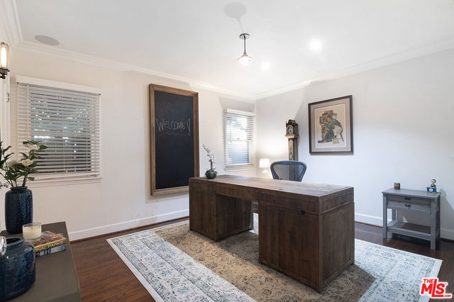 8828 Rosewood Avenue, West Hollywood CA: https://media.crmls.org/mediaz/854cae39-2c73-4427-a9d8-a426c20eac83.jpg