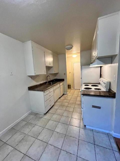 1719 Ross Circle, San Jose CA: https://media.crmls.org/mediaz/854cb79b-3a3c-48da-b744-068bd9138c56.jpg