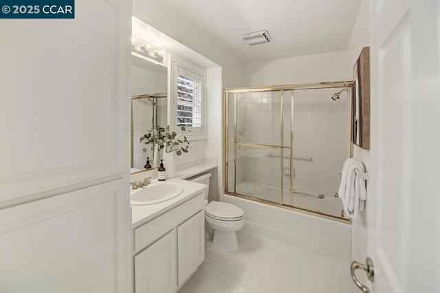 2504 Saklan Indian Dr, Walnut Creek CA: https://media.crmls.org/mediaz/854d7d0f-0ec7-4d8f-8389-5042e0400483.jpg