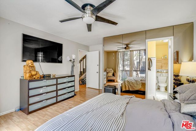 Image 22 of 58 For 14 Mast Street