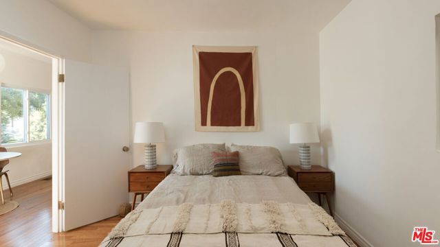 5616 Tehama Street, Los Angeles CA: https://media.crmls.org/mediaz/854e6a06-9245-489a-b631-07c92a4298ab.jpg