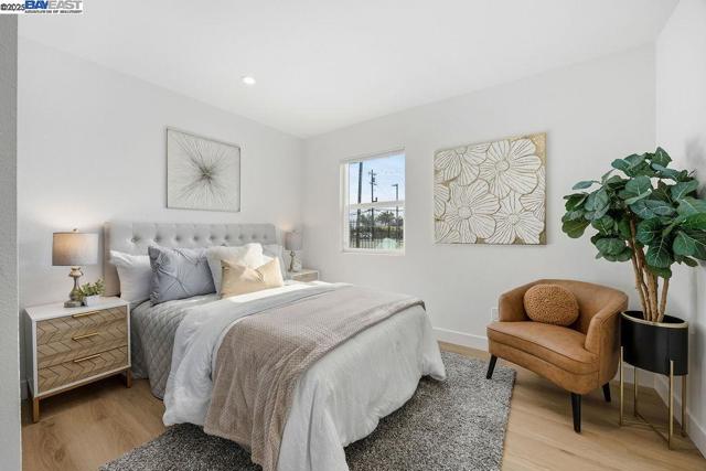 1520 4th st, Richmond CA: https://media.crmls.org/mediaz/854ec060-9bda-4618-9d15-9b8b8b3e84a0.jpg