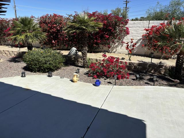 80450 Avd Linda Vista, Indio CA: https://media.crmls.org/mediaz/8551a415-e4e2-4790-824d-a1352142fa03.jpg