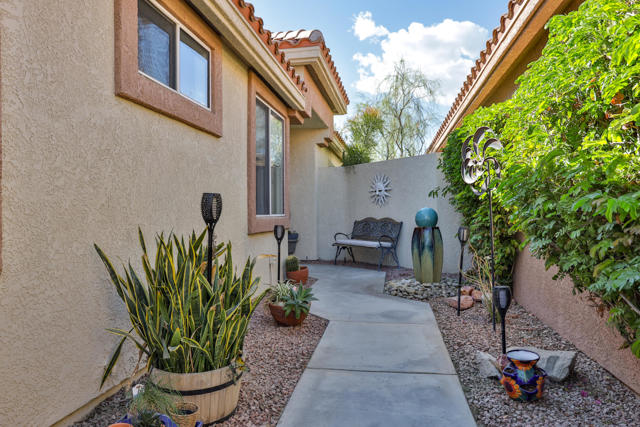 Image 2 of 63 For 42725 Turqueries Avenue