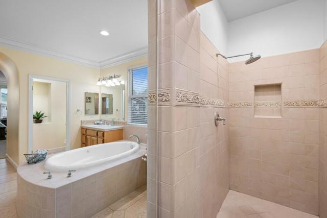 2555 Muirfield Way, Gilroy CA: https://media.crmls.org/mediaz/85520bfa-4939-4fa0-a905-c5b1f4b7416f.jpg