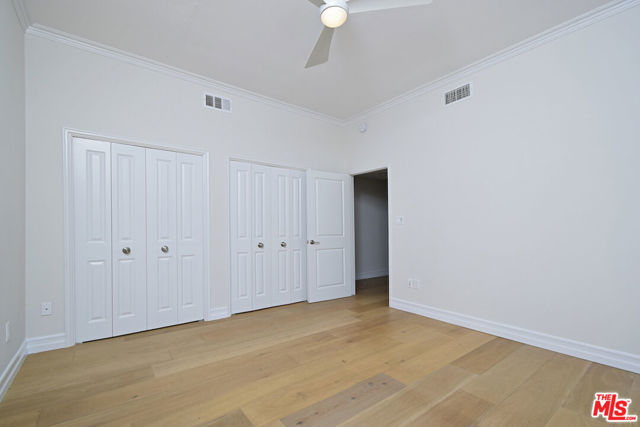 23637 Park Belmonte, Calabasas CA: https://media.crmls.org/mediaz/855210c2-7d00-465e-bc0a-434ea960702d.jpg