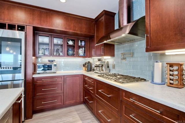 Detail Gallery Image 10 of 45 For 2144 Caminito Del Barco, Del Mar,  CA 92014 - 2 Beds | 2 Baths