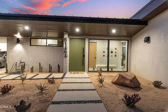61464 Melton Trail, Joshua Tree CA: https://media.crmls.org/mediaz/8552ccc3-a6e8-4f00-bf28-f12f1b089998.jpg