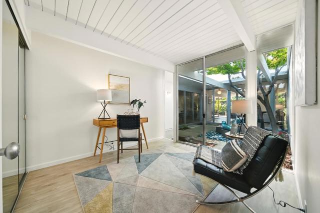 200 Loon Court, Foster City CA: https://media.crmls.org/mediaz/855454af-31c2-4017-b6fc-c3e4d45bcb19.jpg