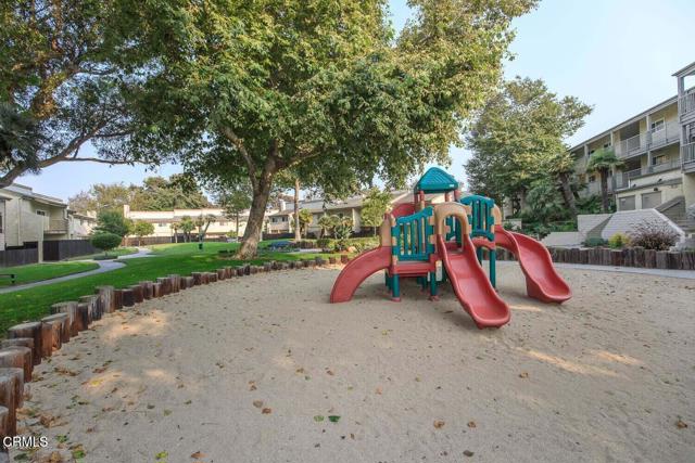 784 Seawind Way, Port Hueneme CA: https://media.crmls.org/mediaz/85545862-9d7a-46ad-92d8-9eea5b76b28c.jpg
