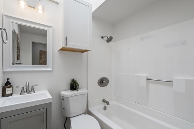 Detail Gallery Image 23 of 35 For 3457 Angwin Dr, San Diego,  CA 92123 - 5 Beds | 2 Baths